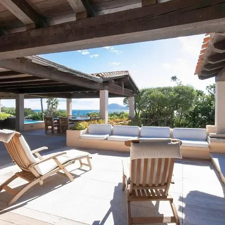 A Spectacular Waterfront In The Prestigious Punta Volpe Дом отдыха Порто-Ротондо