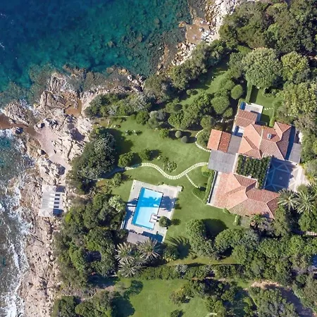 A Spectacular Waterfront In The Prestigious Punta Volpe Дом отдыха Порто-Ротондо